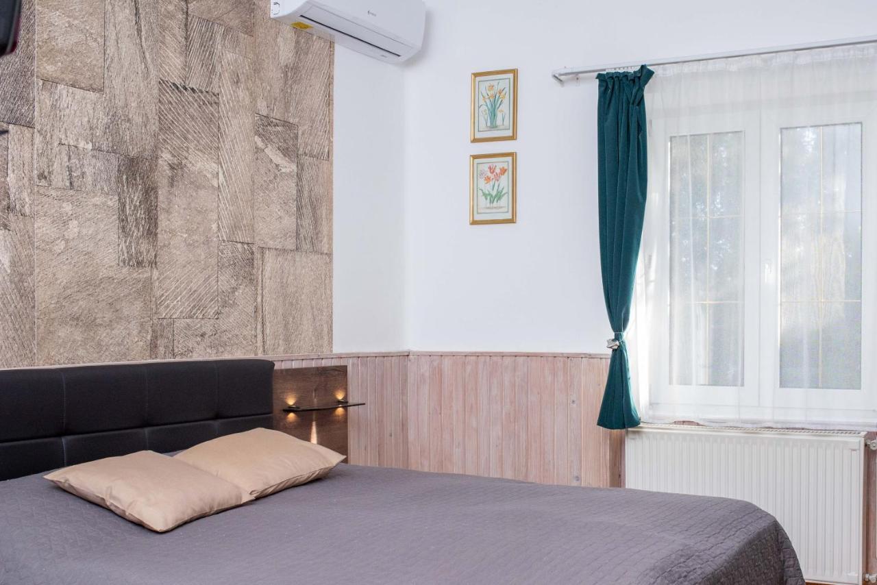 Park Apartman Hévíz Exterior foto