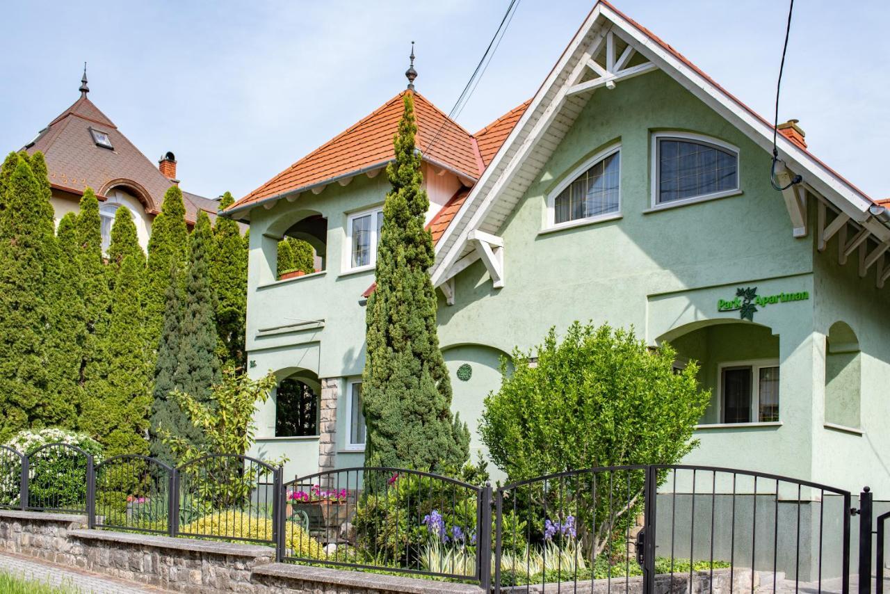 Park Apartman Hévíz Exterior foto